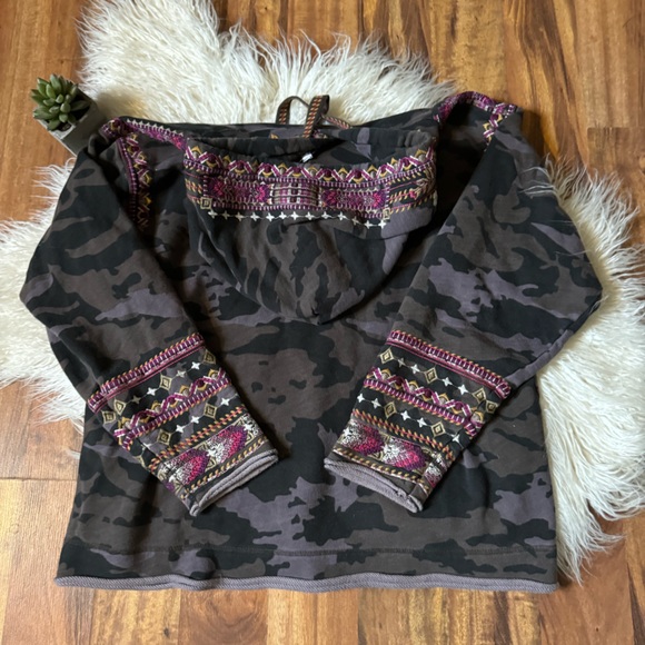 Johnny Was Valmere Embroidered Pull On Hoodie - Picture 7 of 7